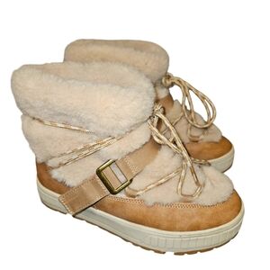 Sherpa Suede Platform Waterproof Cozy Boots Size 6 NWT